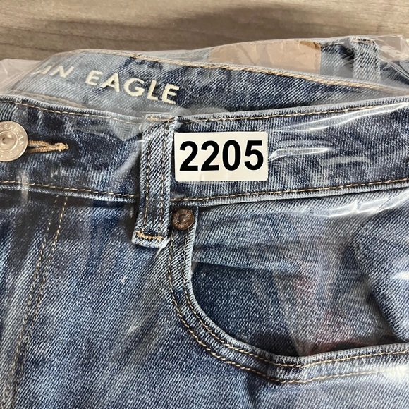 American Eagle Mom Jean Denim Jeans Womens 6 Blue Stretch 90s loose Cute 2205 - Picture 11 of 11